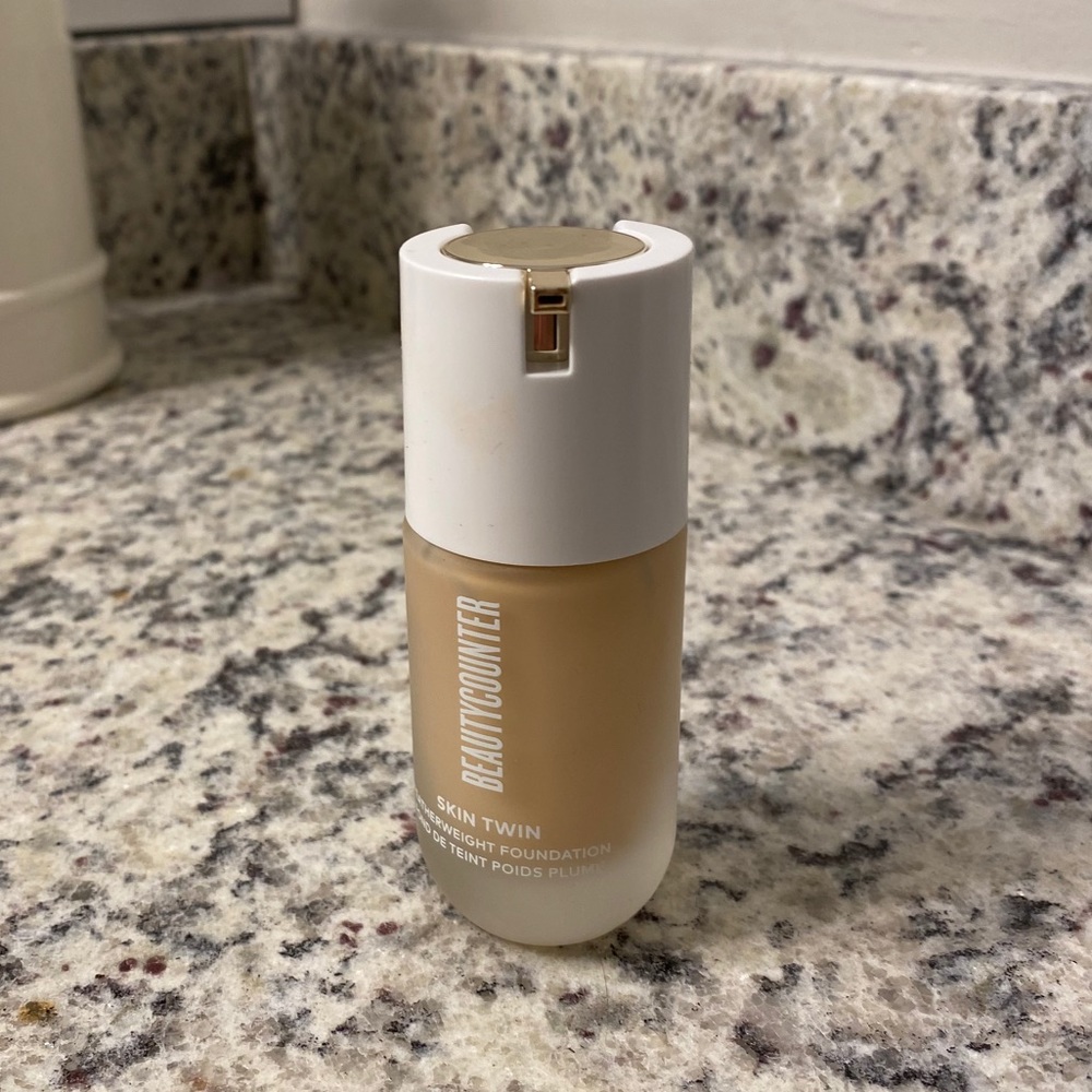 Beautycounter skin twin foundation